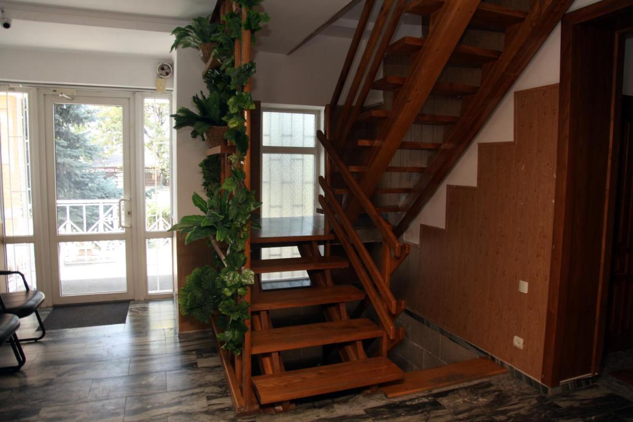 Гостевой Дом Шумкар Азия Guest House Shumkar Asia Bişkek Dış mekan fotoğraf